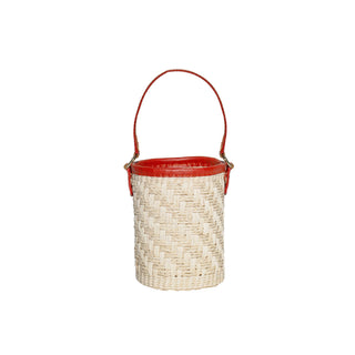 Thick weave bucket