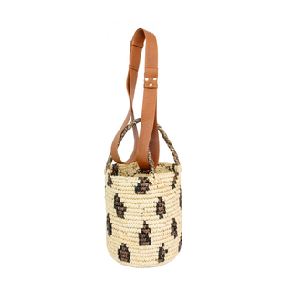 Baby bucket in leopard print with leather strap